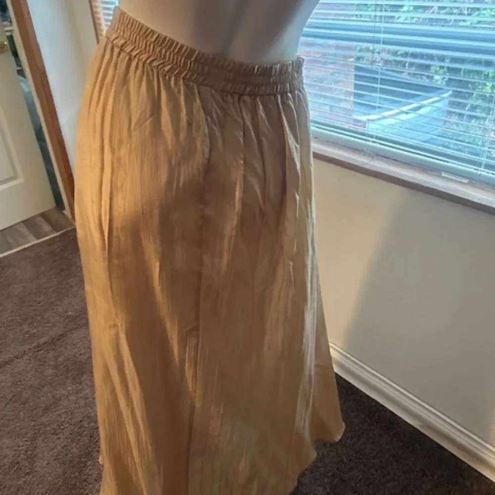 Notations Gold Slik flowy skirt, size 2X